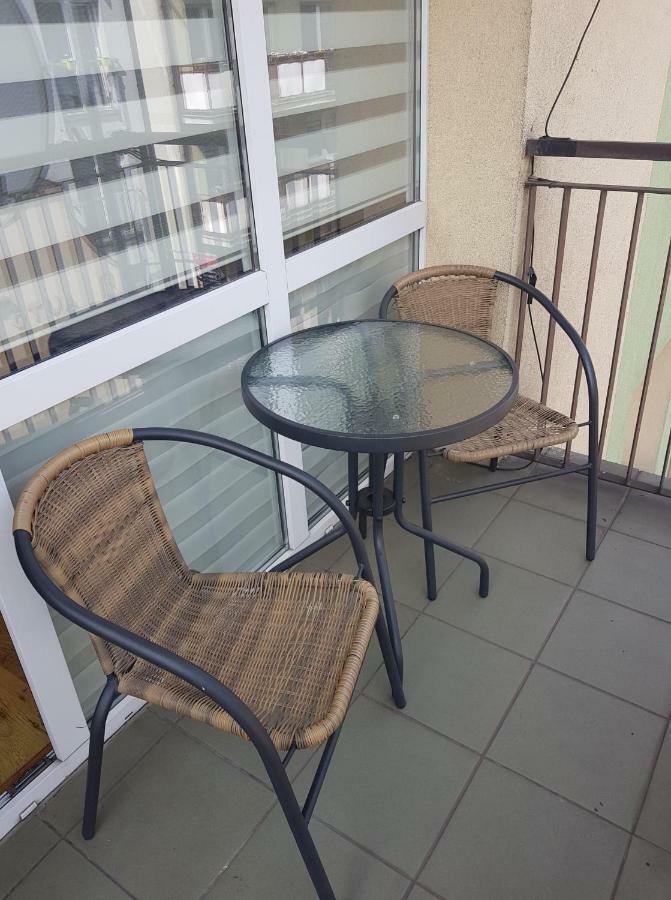 Przytulna I Przestrzenna Garsoniera- Centrum Tarnów エクステリア 写真